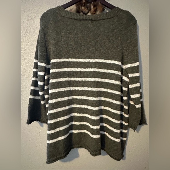 Margeaux & Ellie Women’s XL Green and White V-Neck Knit Sweater Cozy Casual - Picture 11 of 16